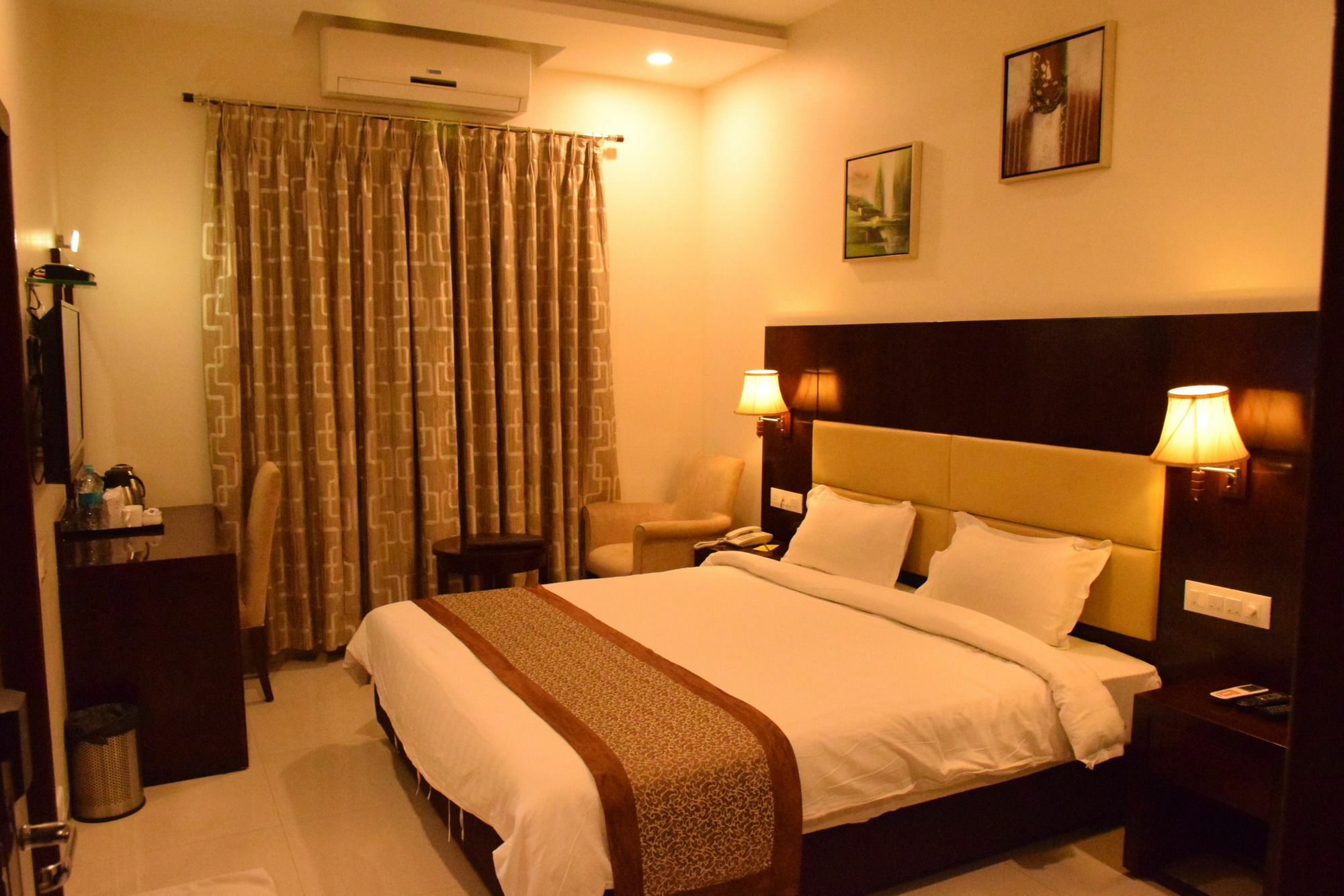 Hotel Sai Jashan Shirdi - Where Blessings & Comfort Meet Eksteriør billede